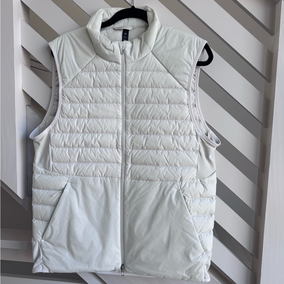 Lululemon ‘Down for it all’ Men’s Lightweight Quilted Puffer Vest - Large Bone